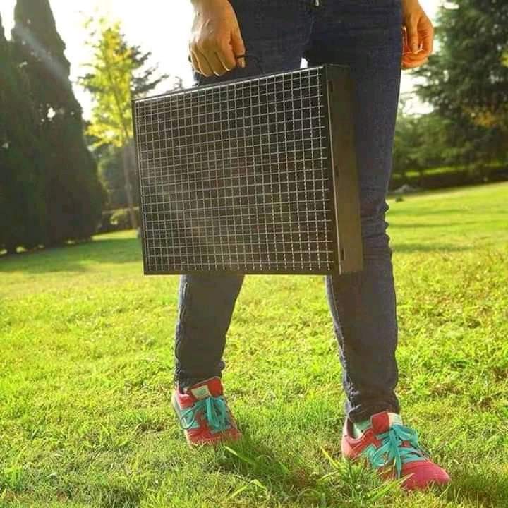 Foldable Portable barbecue charcoal grill For Outdoor Camps & Parties
