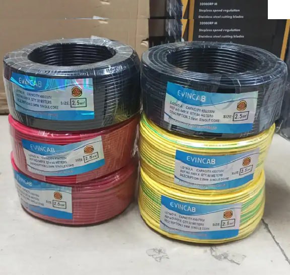 Evincab Single Core 2.5 MM Electrical cable, 90m Roll with Load Capacity of 450/750Volts